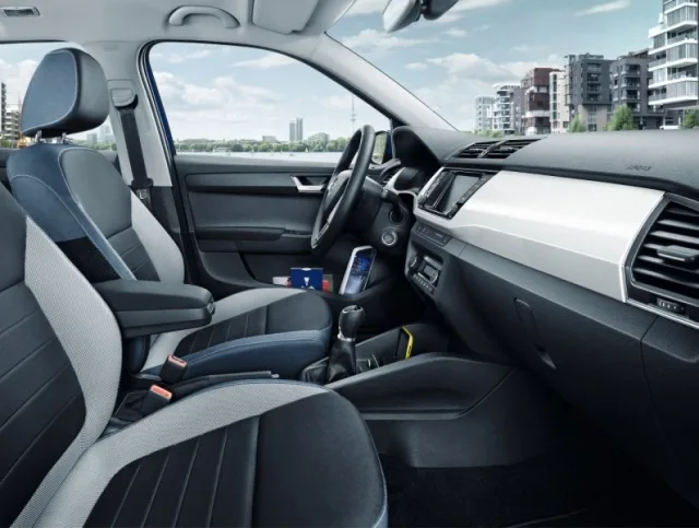 Skoda Fabia 2015 (Шкода Фабия) хэтчбек — 3