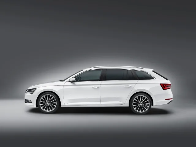 Skoda Superb Combi 1.5 TSI MT Ambition — 7