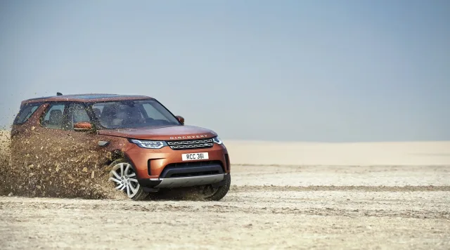 Land Rover Discovery 5 2017 SUV — 4