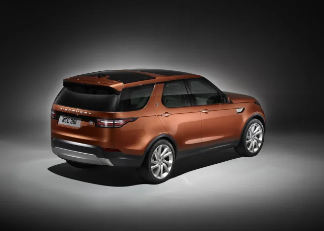 Land Rover Discovery 5 2017 SUV — 12