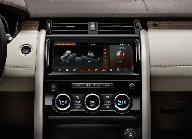 Land Rover Discovery 5 2017 SUV — 15