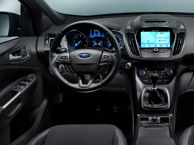 Ford Kuga 2016 кросовер — 8