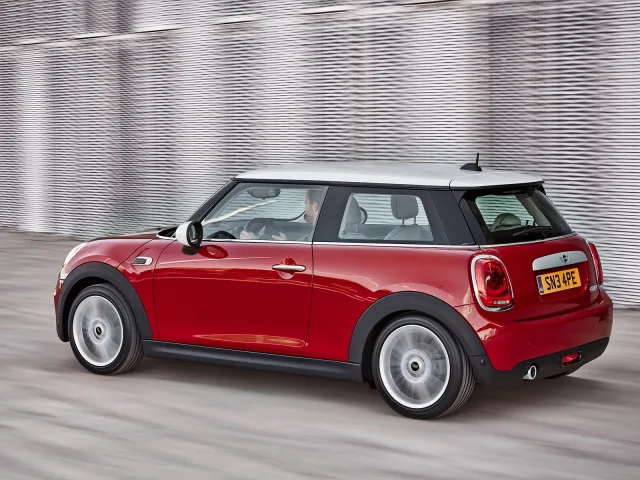 MINI 3 Door хетчбек — 10