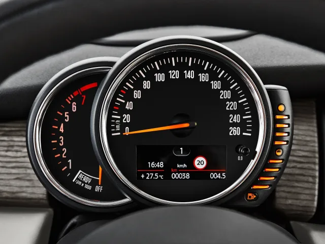 MINI 3 Door хетчбек — 16