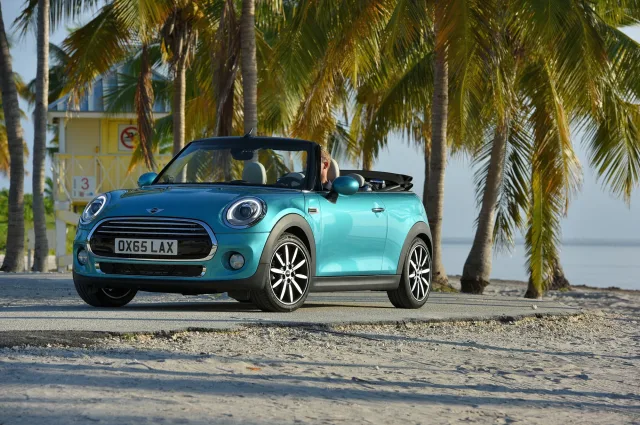 MINI Cabrio convertible — 2