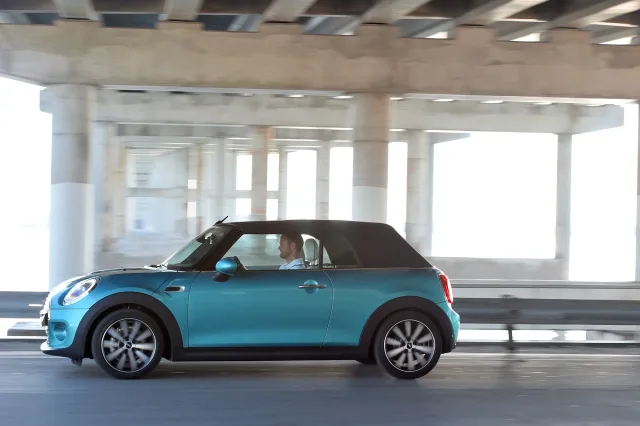 MINI Cabrio convertible — 11