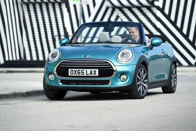 MINI Cabrio convertible — 13