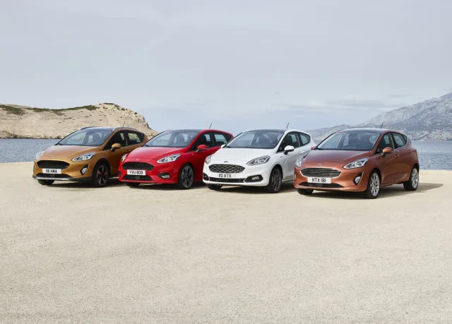 Ford Fiesta хетчбек — 2
