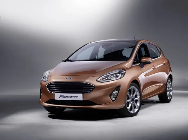 Ford Fiesta хетчбек — 7