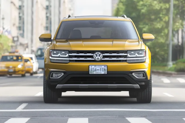 Volkswagen Atlas crossover — 2