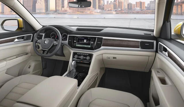 Volkswagen Atlas crossover — 15