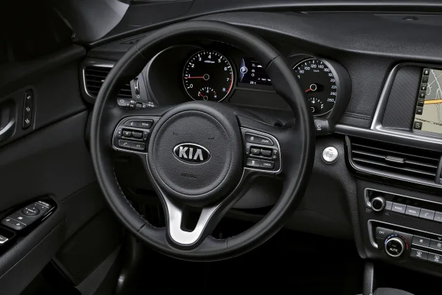 KIA Optima 2016 — 2