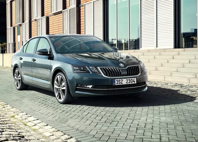 Skoda Octavia A7 FL хетчбек — 3