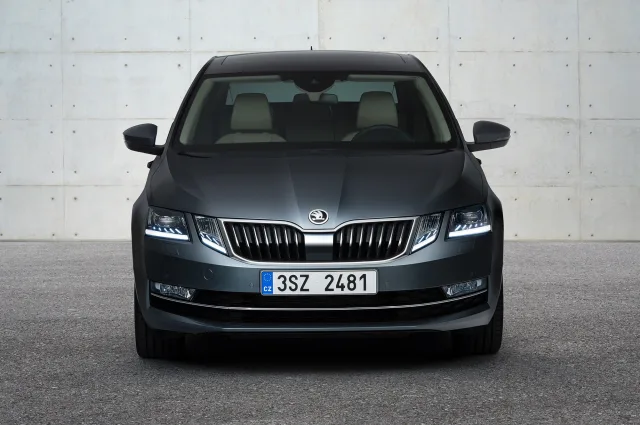 Skoda Octavia A7 FL хетчбек — 4