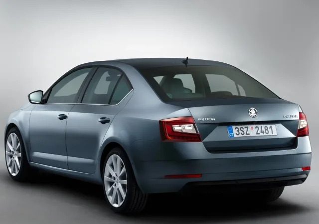 Skoda Octavia A7 FL хетчбек — 5