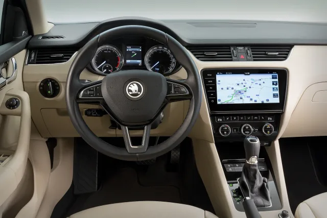 Skoda Octavia A7 FL хетчбек — 20