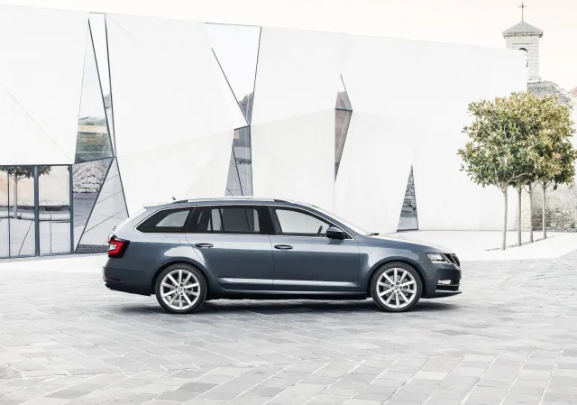 Skoda Octavia Combi A7 2017 універсал — 8
