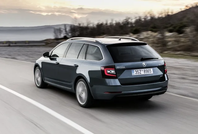 Skoda Octavia Combi A7 2017 універсал — 10