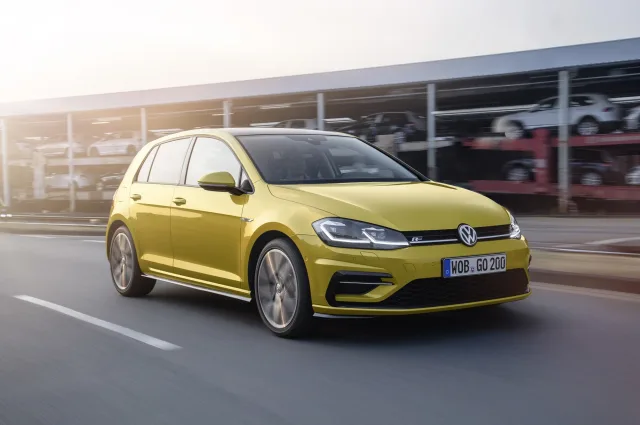 Volkswagen Golf VII 1.4 TSI AT Team — 3