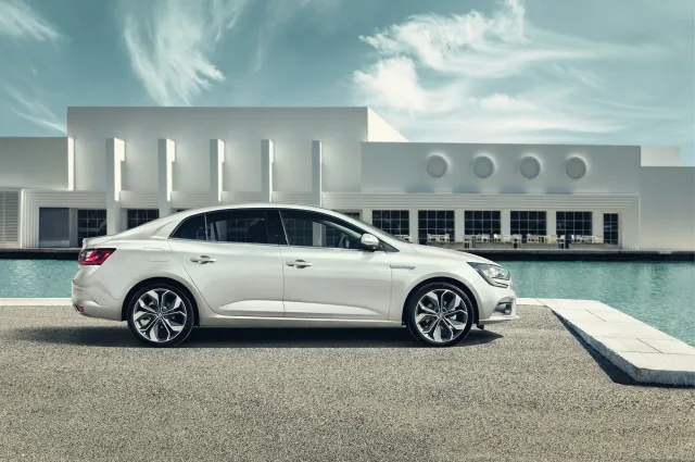 Renault Megane IV Sedan sedan — 9
