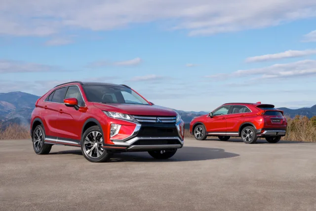 Mitsubishi Eclipse Cross 2017 кросовер — 4
