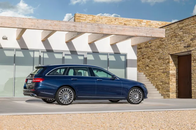 Mercedes-Benz E-Class Wagon 200d AT — 4