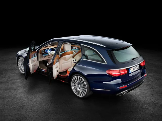 Mercedes-Benz E-Class Wagon 200d AT — 8