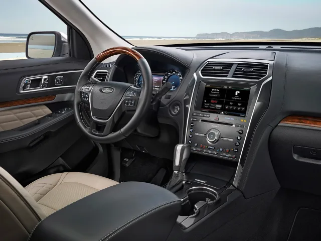 Ford Explorer 2014 crossover — 10