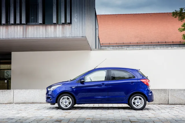 Ford Ka+ hatchback — 5