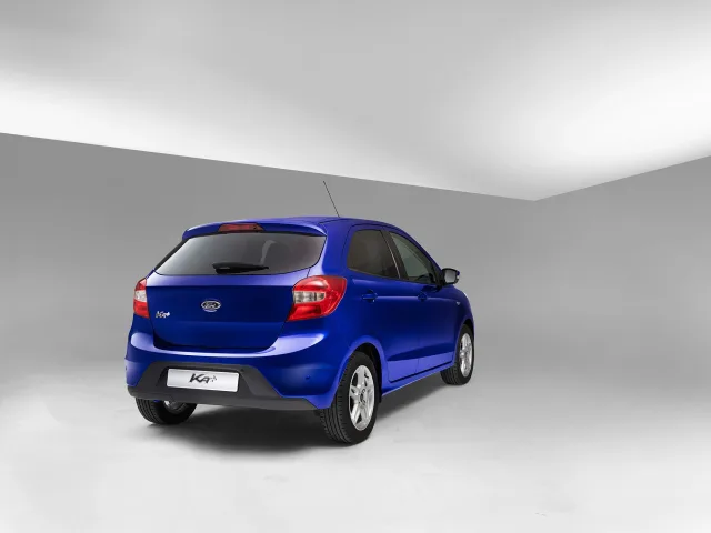 Ford Ka+ hatchback — 7