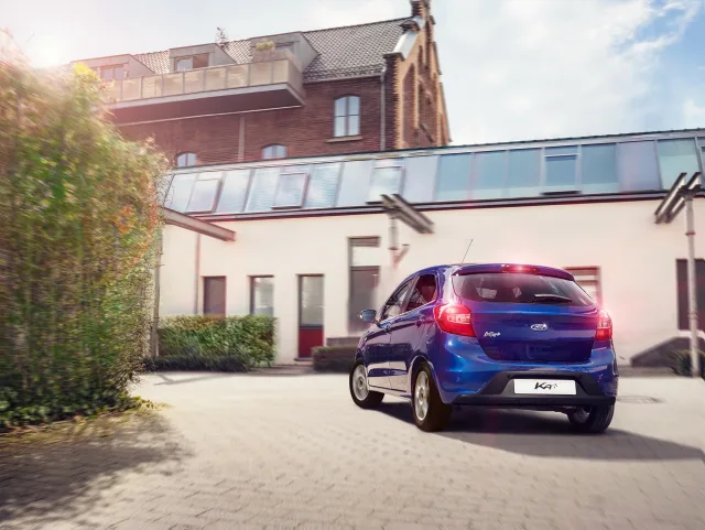 Ford Ka+ hatchback — 13