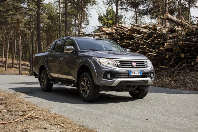 Fiat Fullback pickup — 6