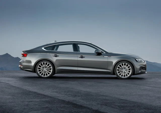 Audi A5 Sportback 2.0D AT Basis — 7