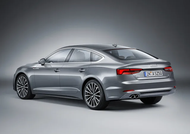 Audi A5 Sportback 2.0D AT Basis — 10