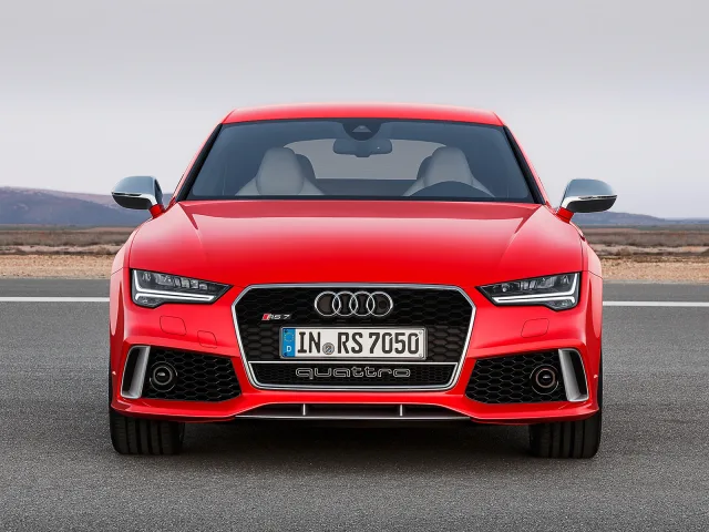 Audi RS7 Sportback 2015 хетчбек — 2