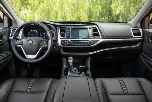 Toyota Highlander 2.7 AT Elegance — 14