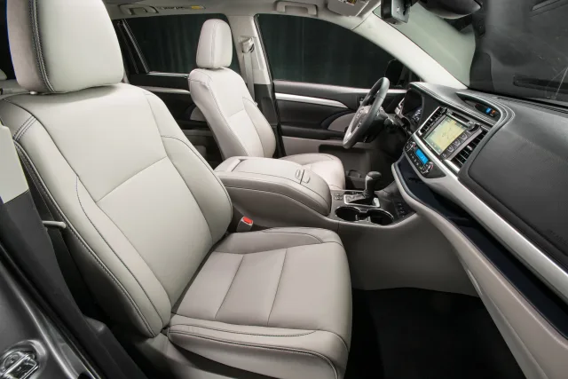 Toyota Highlander 2.7 AT Elegance — 16