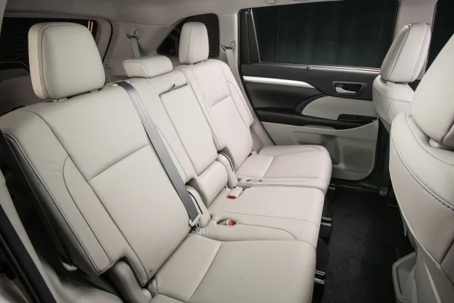 Toyota Highlander 2.7 AT Elegance — 18