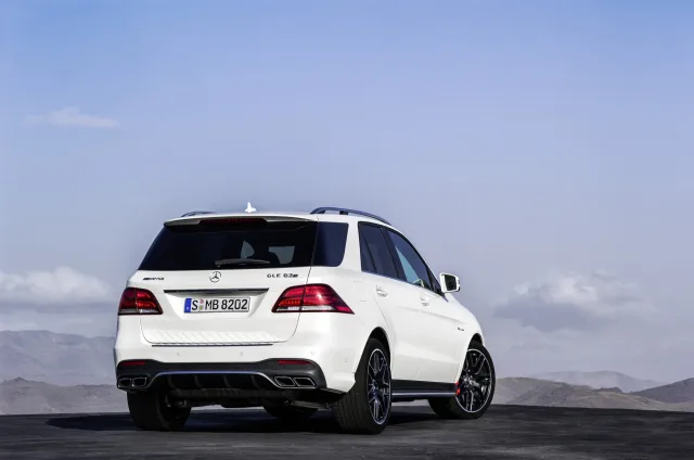 Mercedes-Benz GLE 400 AT 4MATIC — 6