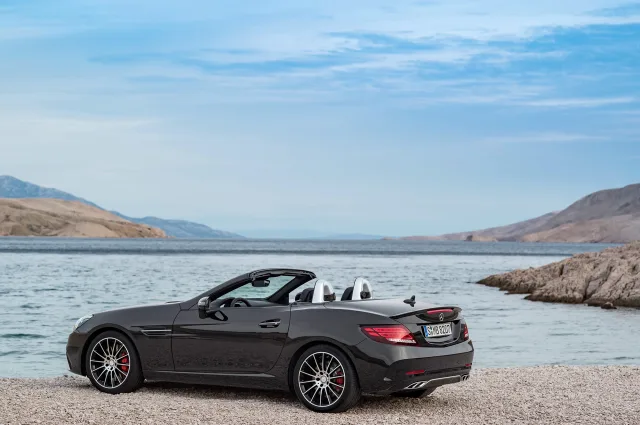 Mercedes-Benz SLC-Class купе-кабріолет — 19
