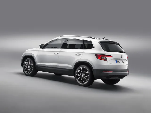 Skoda Karoq (Шкода Карок) кроссовер — 4