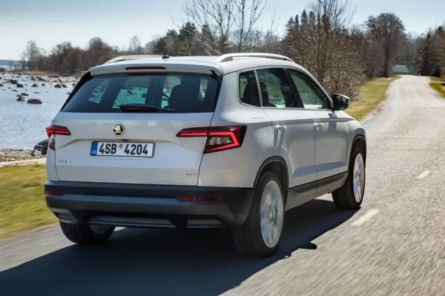 Skoda Karoq (Шкода Карок) кроссовер — 5