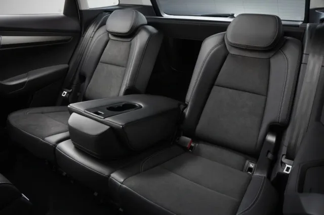 Skoda Karoq (Шкода Карок) кроссовер — 21