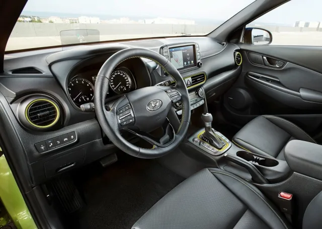 Hyundai Kona 2017 кросовер — 10