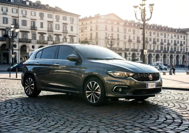 Fiat Tipo HB 1.6 AT Easy — 6
