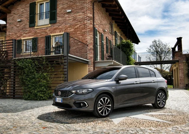 Fiat Tipo HB 1.6 AT Easy — 9