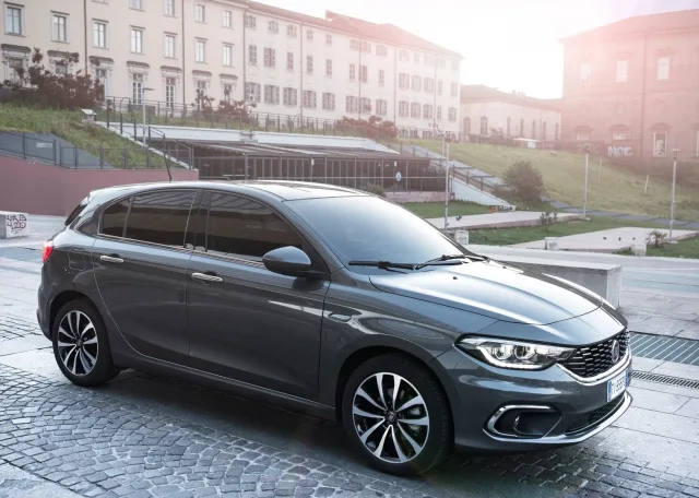 Fiat Tipo HB 1.6 AT Easy — 11