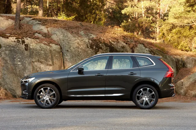 Volvo XC60 кросовер — 4