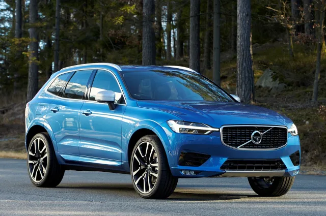 Volvo XC60 кросовер — 7
