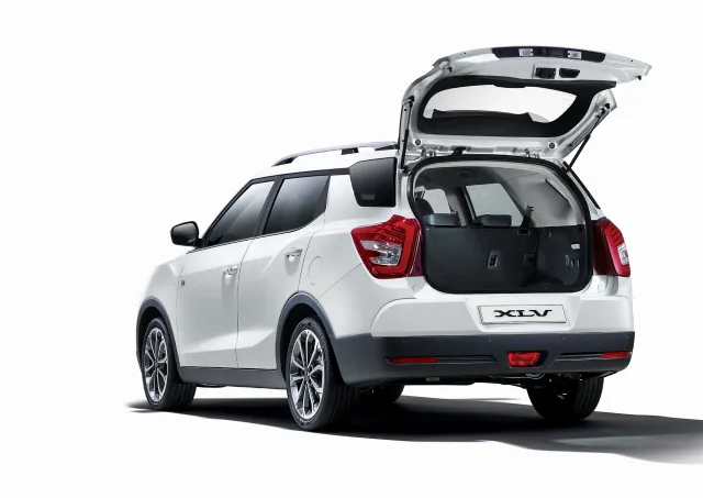 SsangYong Tivoli XLV кросовер — 5